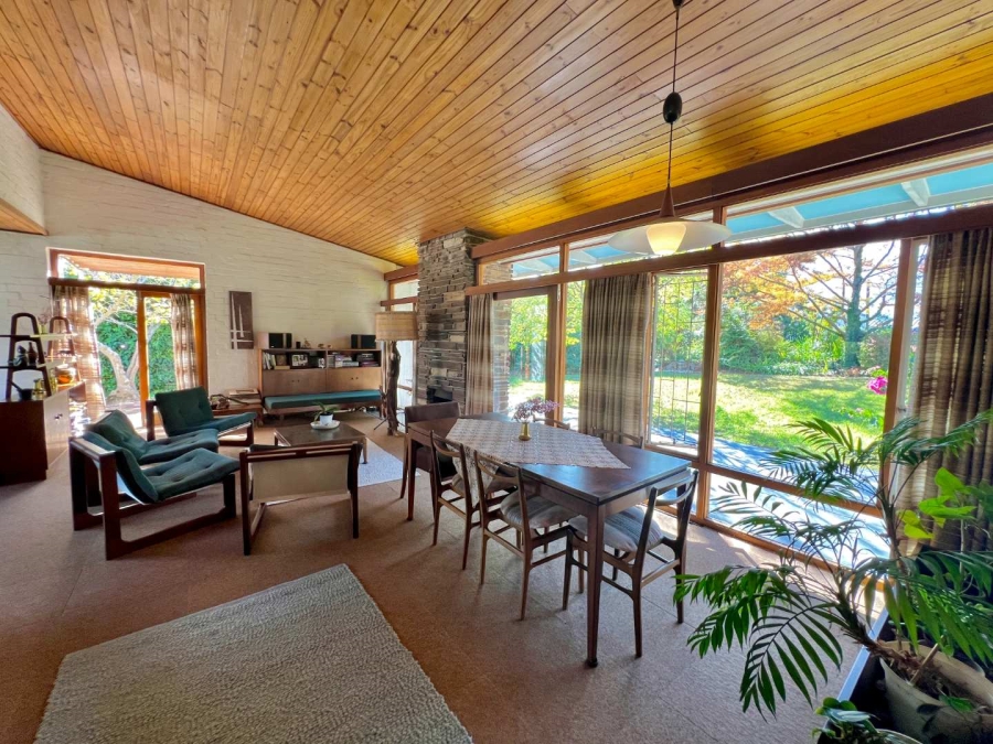 4 Bedroom Property for Sale in Uniepark Western Cape